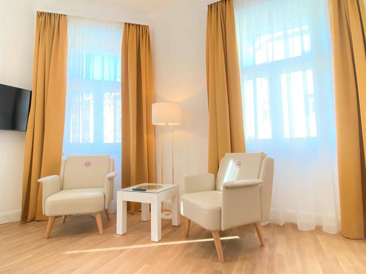 Steiner Residences Reumannplatz * Wien